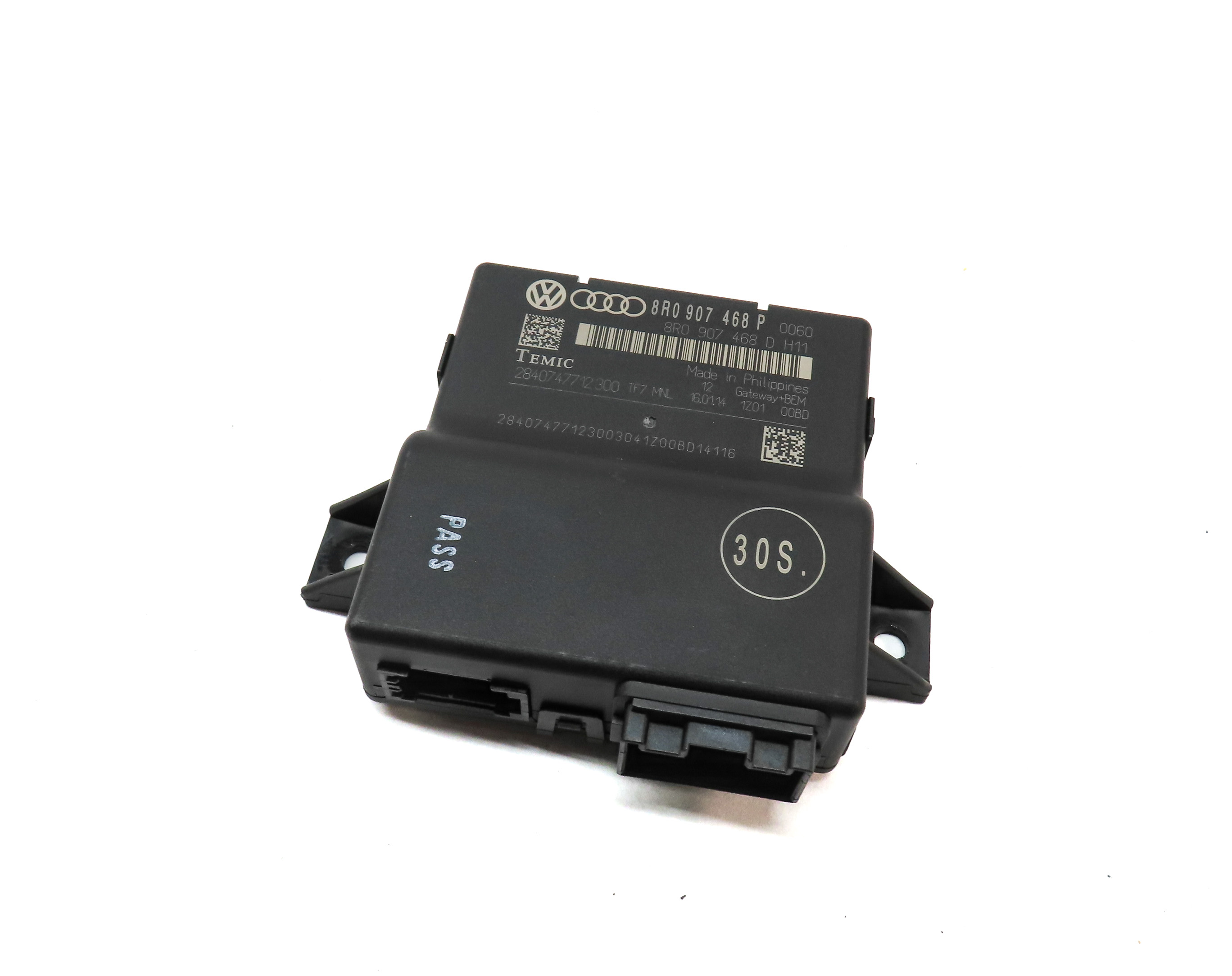 2013-2014 AUDI Q5 SQ5 (B8 8R) CENTRAL GATEWAY CONTROL MODULE — exact item pictured